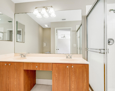 7787 Springfield Lake Drive - Photo Thumbnail 16