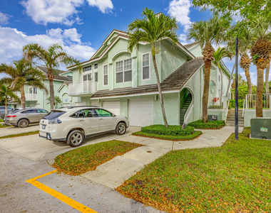 207 Mainsail Circle - Photo Thumbnail 3