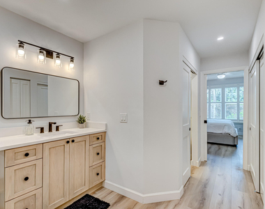 207 Mainsail Circle - Photo Thumbnail 29