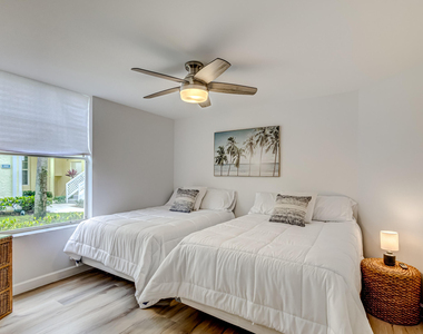 207 Mainsail Circle - Photo Thumbnail 30