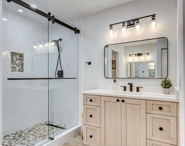 207 Mainsail Circle - Photo Thumbnail 25