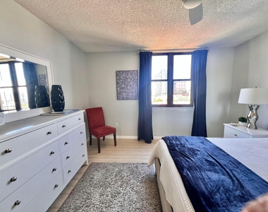 651 Okeechobee Boulevard - Photo Thumbnail 22