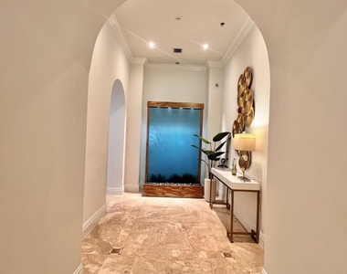 651 Okeechobee Boulevard - Photo Thumbnail 6