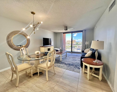 651 Okeechobee Boulevard - Photo Thumbnail 12