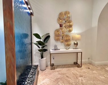 651 Okeechobee Boulevard - Photo Thumbnail 8