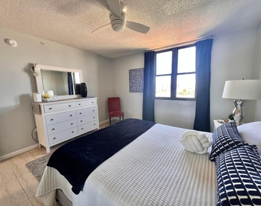 651 Okeechobee Boulevard - Photo Thumbnail 25