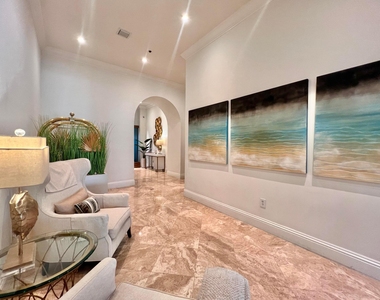 651 Okeechobee Boulevard - Photo Thumbnail 5