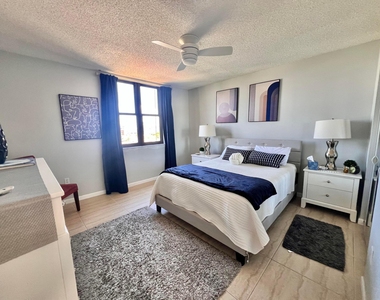 651 Okeechobee Boulevard - Photo Thumbnail 26
