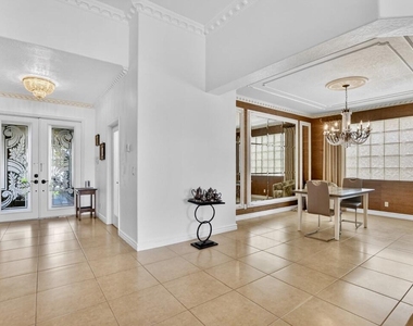 7879 Monarch Court - Photo Thumbnail 13