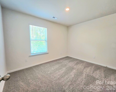 3854 Rosewood Drive - Photo Thumbnail 11