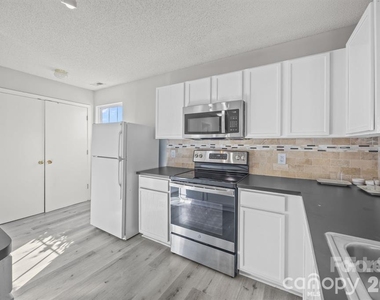 3043 Talledaga Lane Sw - Photo Thumbnail 7