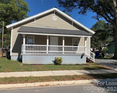 208 Parker Avenue - Photo Thumbnail 10