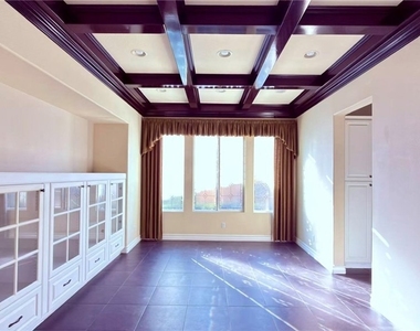 8658 Edelweiss Drive - Photo Thumbnail 13