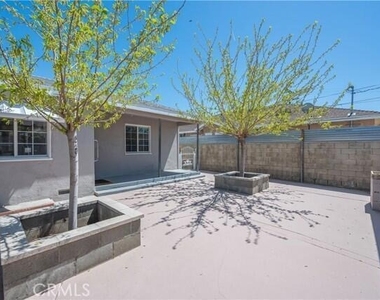 45027 Division Street - Photo Thumbnail 9