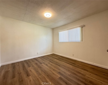 5152 San Bernardino - Photo Thumbnail 10