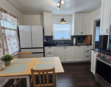 4506 W 170th - Photo Thumbnail 6