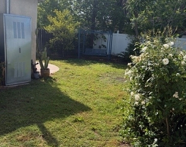 18730 Collins Street - Photo Thumbnail 17