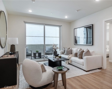 1303 S Orange Grove Avenue - Photo Thumbnail 1