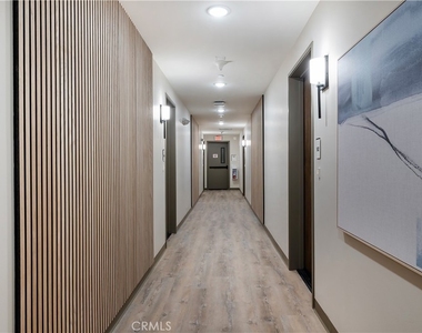 1303 S Orange Grove Avenue - Photo Thumbnail 24