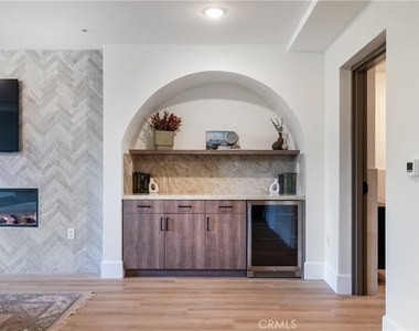 1303 S Orange Grove Avenue - Photo Thumbnail 21