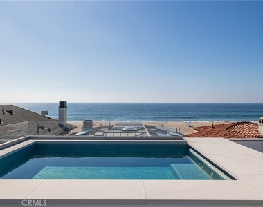 2428 The Strand - Photo Thumbnail 47