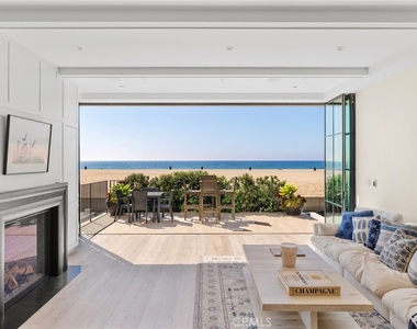 2428 The Strand - Photo Thumbnail 8