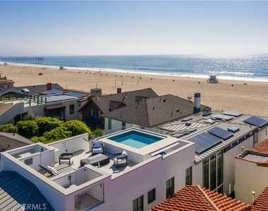 2428 The Strand - Photo Thumbnail 45