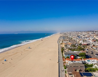 2428 The Strand - Photo Thumbnail 70