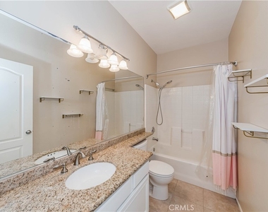 54 Melrose - Photo Thumbnail 11