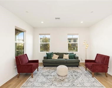 3906 E Coronado Privado - Photo Thumbnail 5