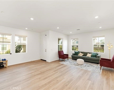 3906 E Coronado Privado - Photo Thumbnail 3