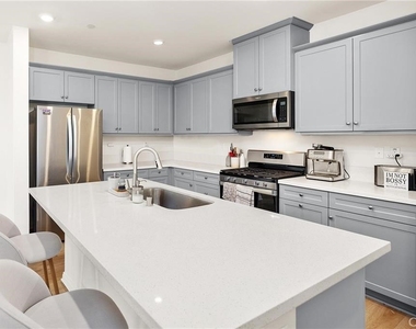 3906 E Coronado Privado - Photo Thumbnail 11