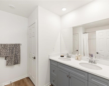 3906 E Coronado Privado - Photo Thumbnail 19