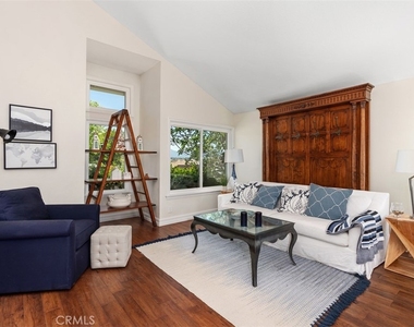25732 Weston Drive - Photo Thumbnail 6