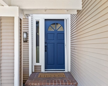 25732 Weston Drive - Photo Thumbnail 4