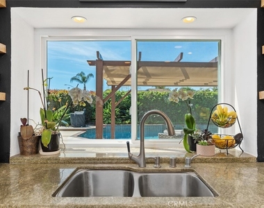 25732 Weston Drive - Photo Thumbnail 14