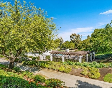 25732 Weston Drive - Photo Thumbnail 56