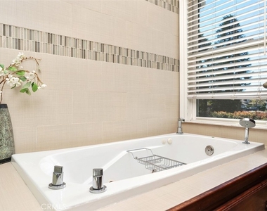 25732 Weston Drive - Photo Thumbnail 23
