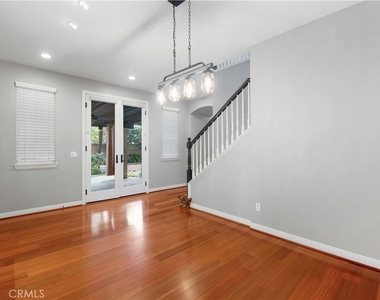 1 Bower Lane - Photo Thumbnail 13