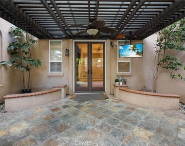 1 Bower Lane - Photo Thumbnail 36