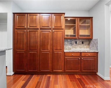 1 Bower Lane - Photo Thumbnail 19