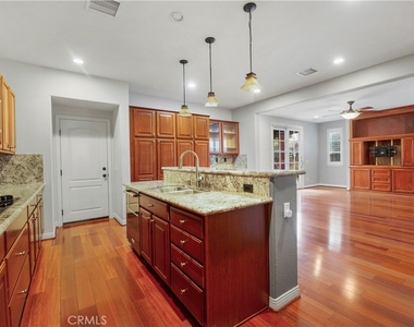1 Bower Lane - Photo Thumbnail 17