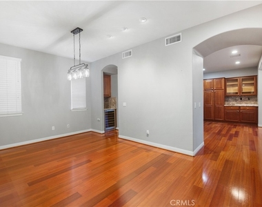 1 Bower Lane - Photo Thumbnail 6