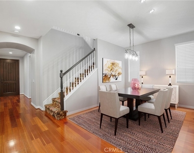 1 Bower Lane - Photo Thumbnail 3