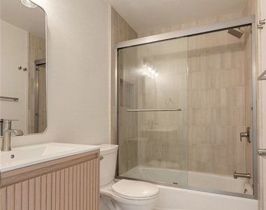 260 Victoria Street - Photo Thumbnail 21