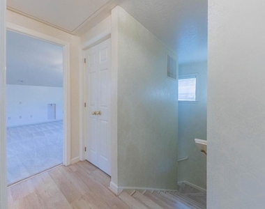 17967 Berta Canyon Road - Photo Thumbnail 20