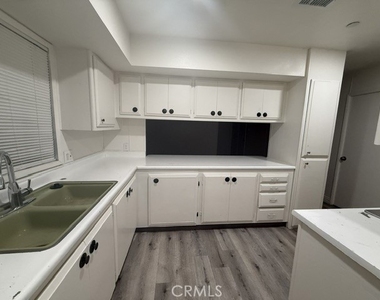 8228 Beech - Photo Thumbnail 2