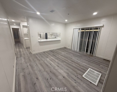 8228 Beech - Photo Thumbnail 9