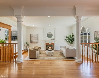 4926 Crown Avenue - Photo Thumbnail 1