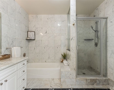 4926 Crown Avenue - Photo Thumbnail 17